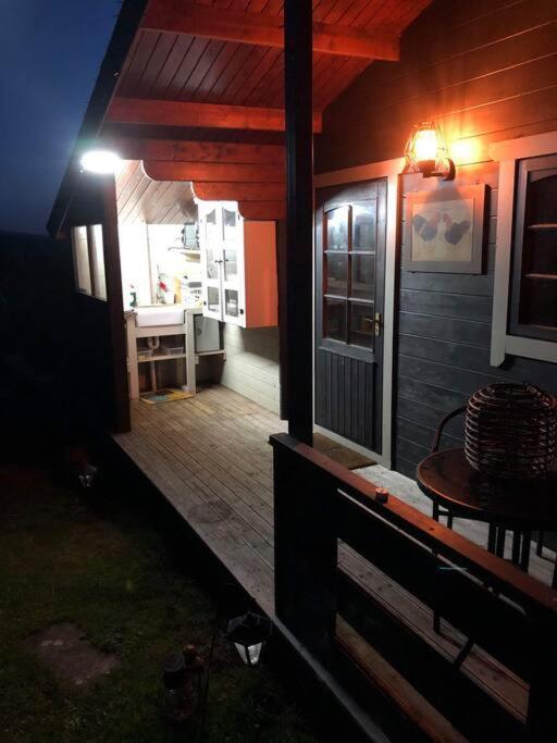 Unique Tiny House Near 3 Peaks - The Zedshed Lejlighed Bentham Eksteriør billede